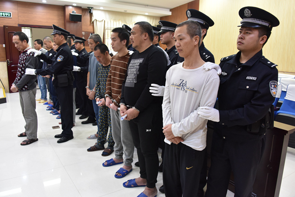 平南法院集中宣判9起毒品犯罪案件,11名被告人获刑