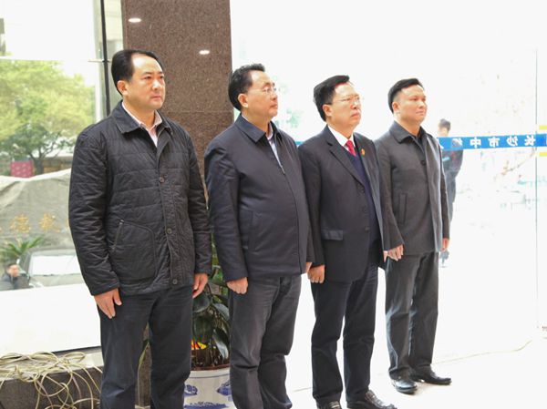 长沙市人大常委会党组成员,副主任袁黎明,长沙市中级人民法院党组书记