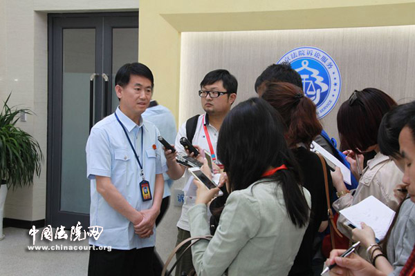 北京四中院:保障立案登记制工作全面开展