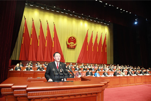 北京市高级人民法院代院长寇昉做工作报告