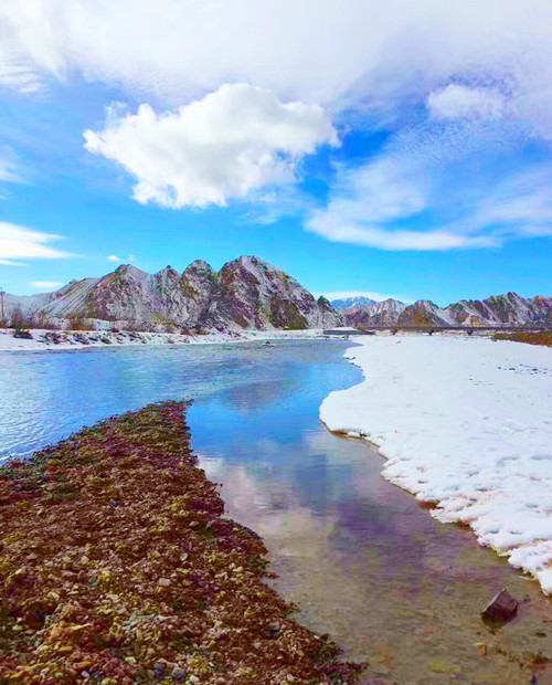 海西冬日雪地蓝天心旷神怡